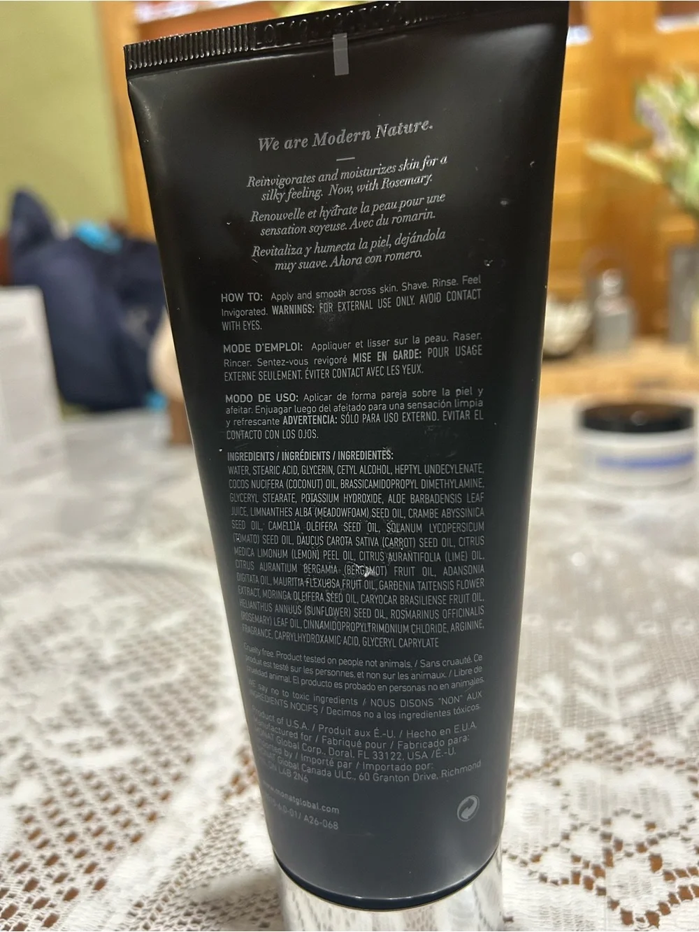 MONAT Black Cream Shave